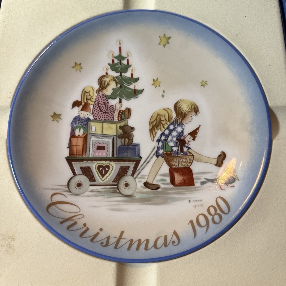 Schmid 1980 Christmas Plate Parade into Toyland Berta Hummel Limited Edition